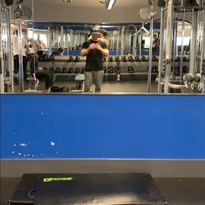 Meet your Posher, Mark